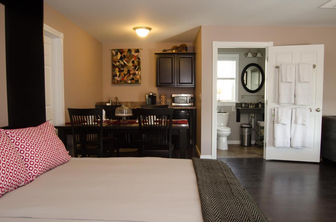 Hertzog Homestead Bed & Breakfast Ephrata Ngoại thất bức ảnh